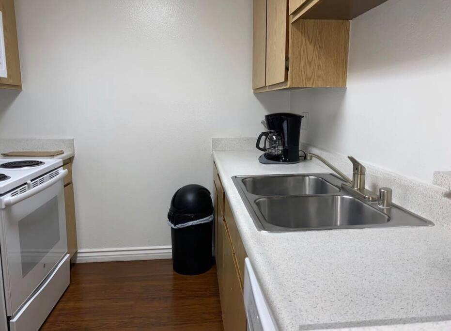 Apartment Big Comfy 2 Bedrooms 2 Baths Unit In Downtown La!